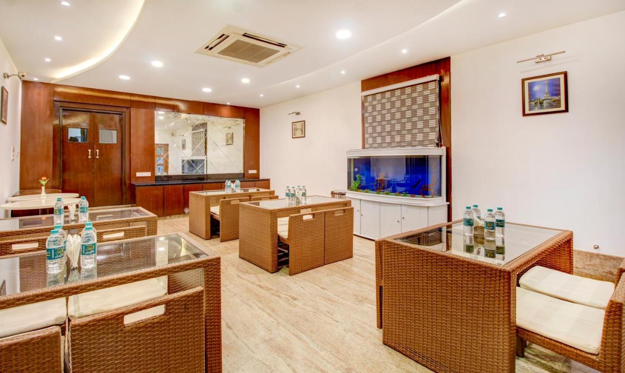 Treebo The Sai Leela Suites R T Nagar Bangalore Eksteriør billede