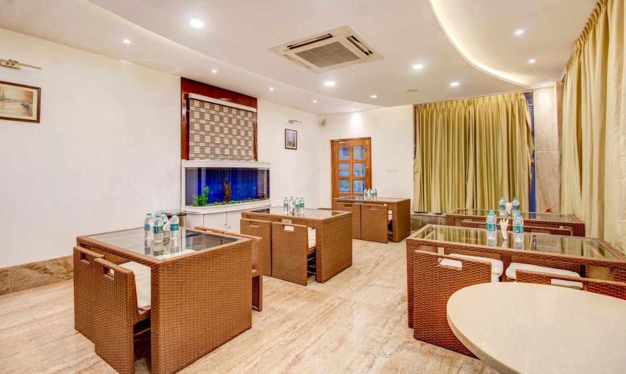 Treebo The Sai Leela Suites R T Nagar Bangalore Eksteriør billede