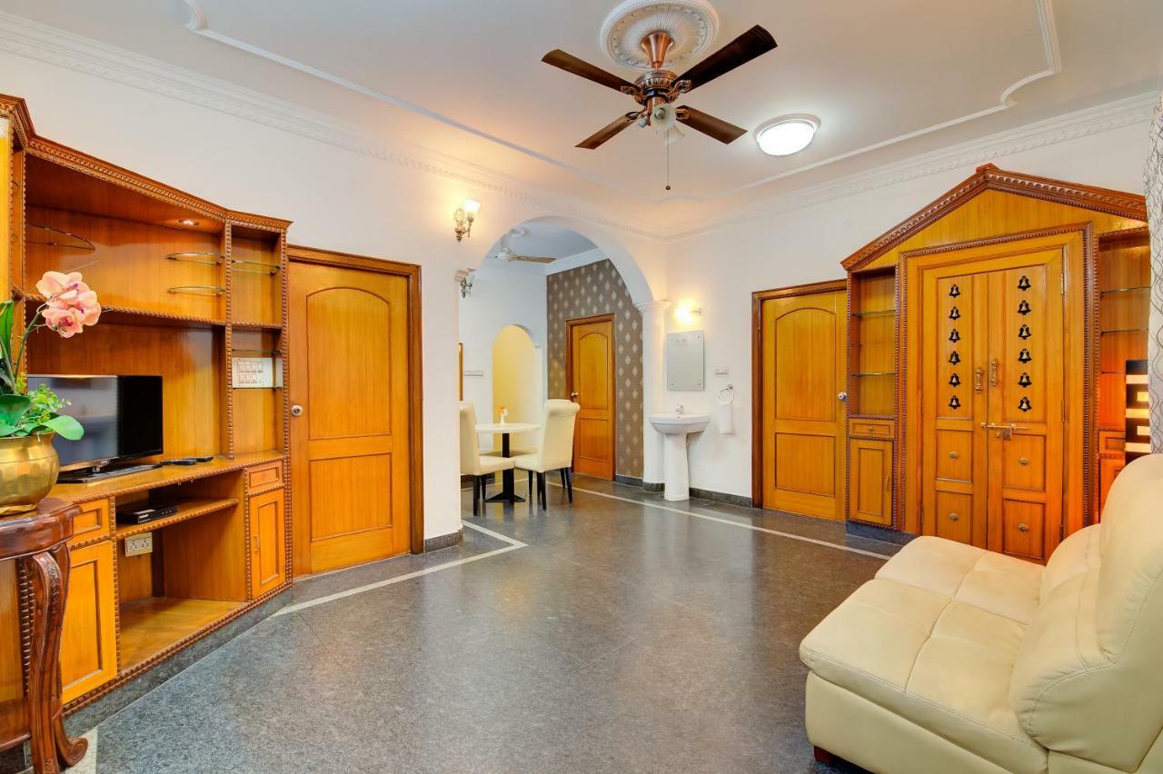 Treebo The Sai Leela Suites R T Nagar Bangalore Eksteriør billede